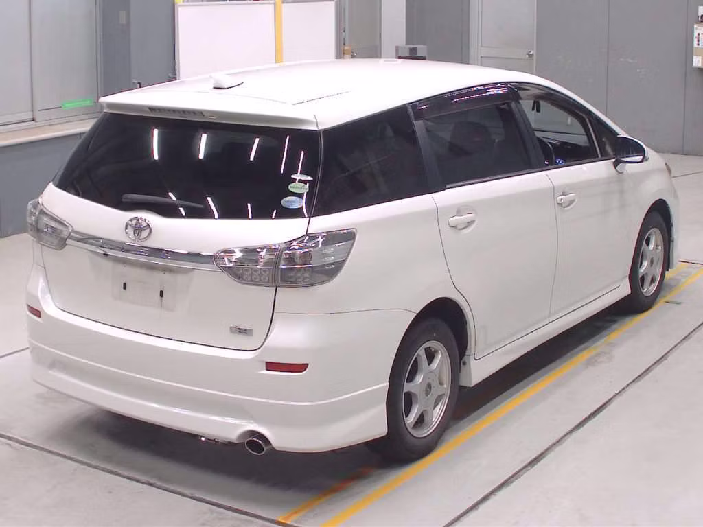 TOYOTA WISH