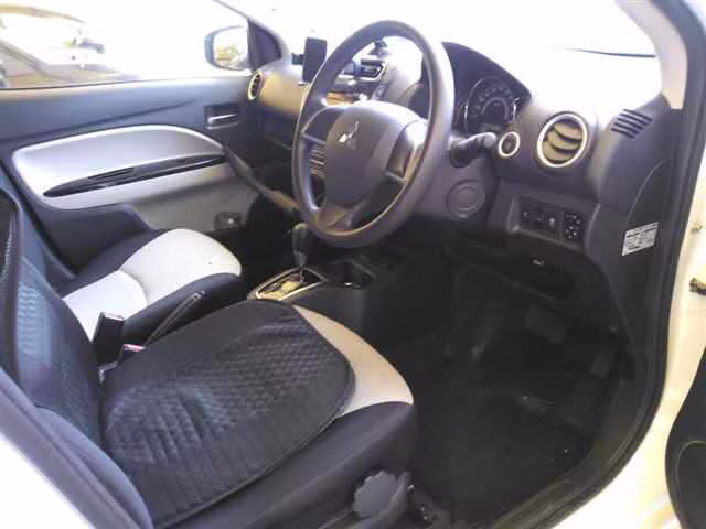 MITSUBISHI MIRAGE