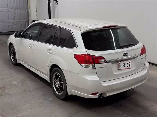 SUBARU LEGACY
