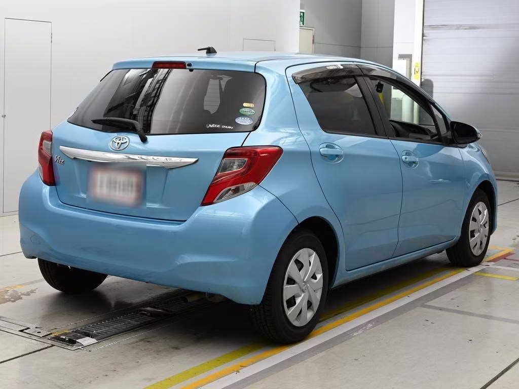 TOYOTA VITZ