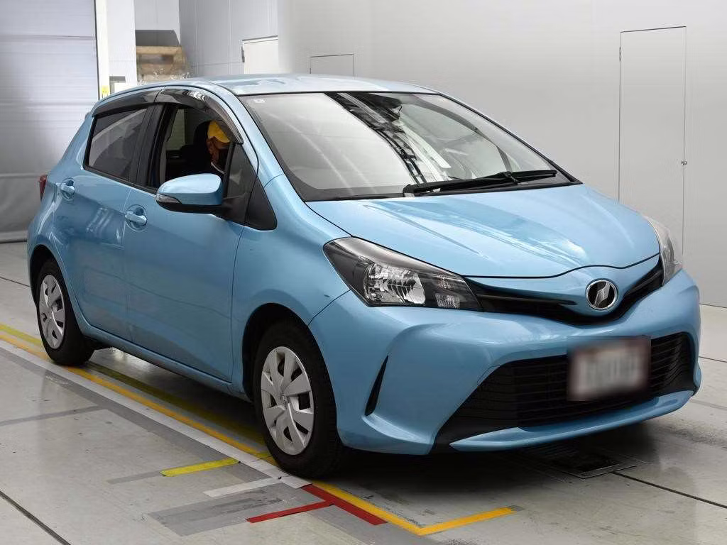 TOYOTA VITZ