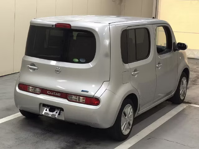 NISSAN CUBE