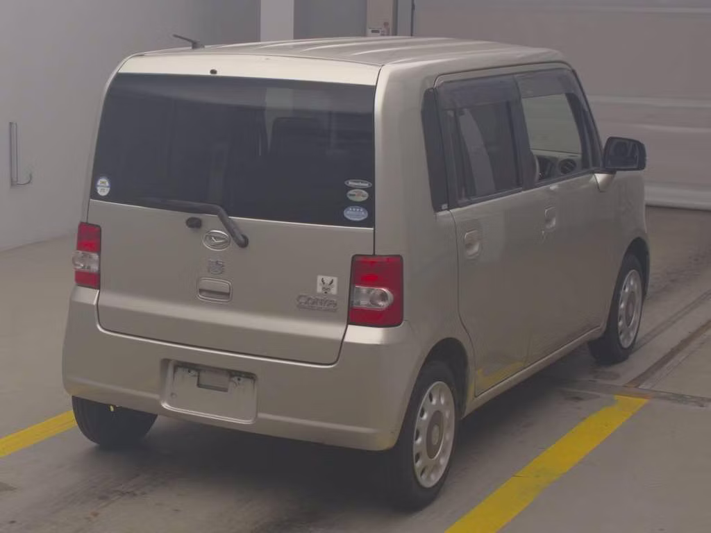 DAIHATSU MOVE CONTE