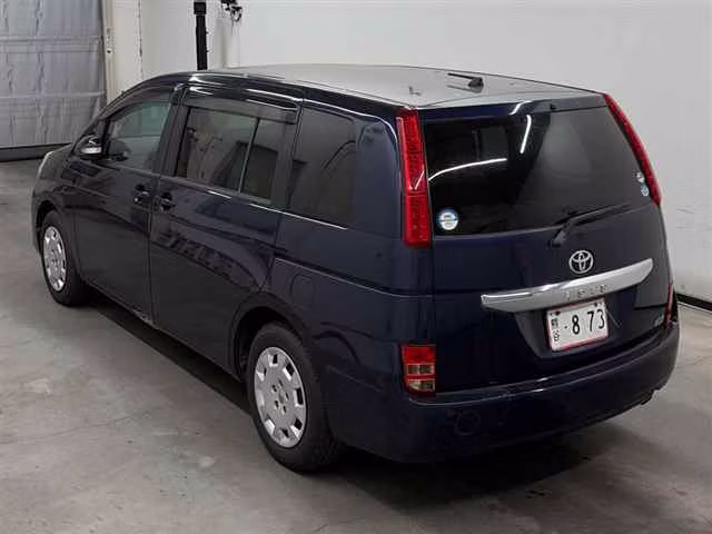 TOYOTA ISIS