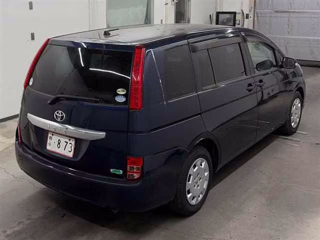 TOYOTA ISIS