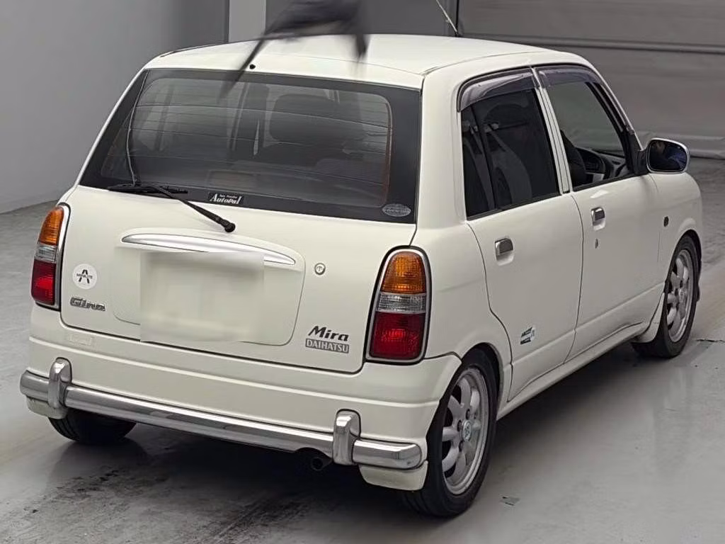 DAIHATSU MIRA GINO
