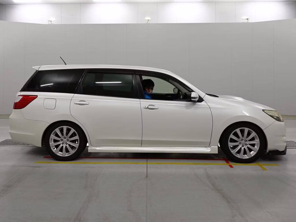SUBARU EXIGA