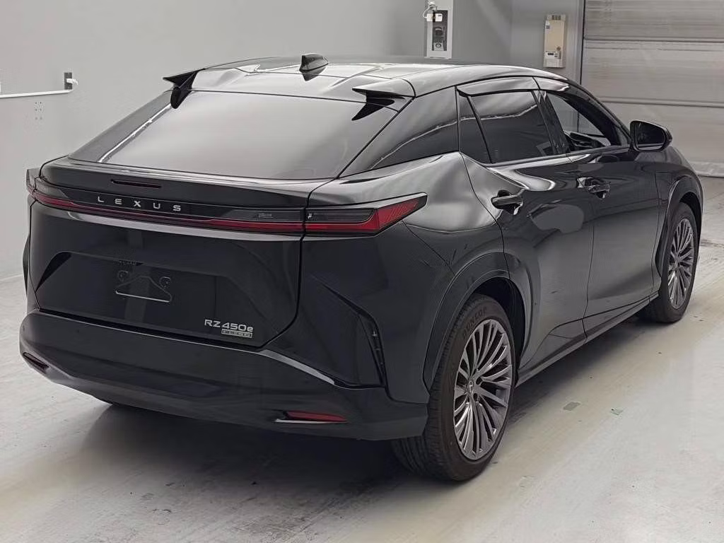 LEXUS RZ450E