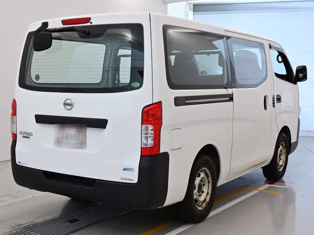 NISSAN NV350 CARAVAN