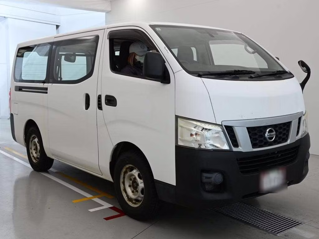 NISSAN NV350 CARAVAN