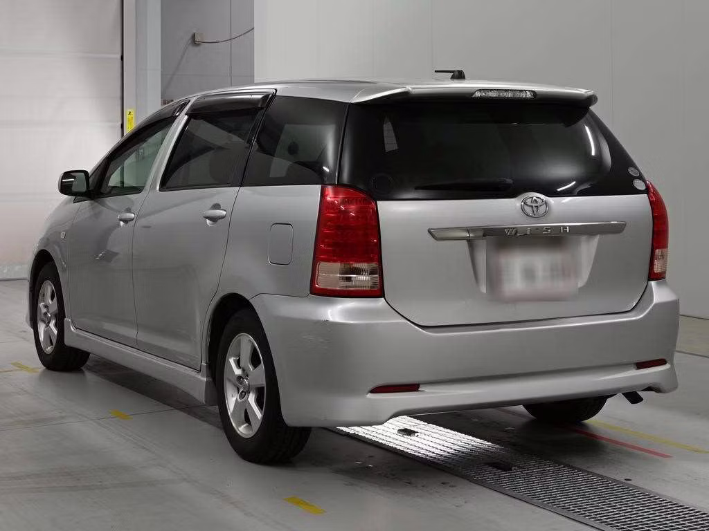 TOYOTA WISH