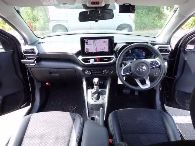 DAIHATSU ROCKY