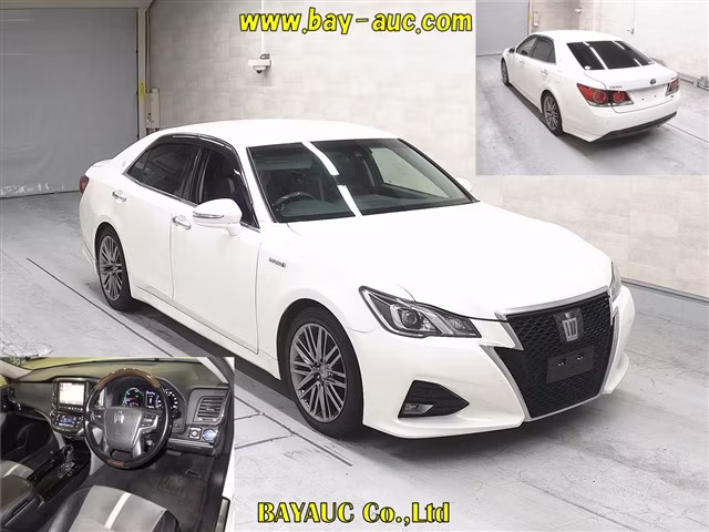 TOYOTA CROWN