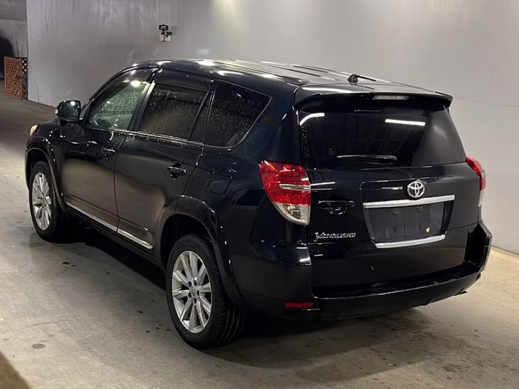 TOYOTA VANGUARD