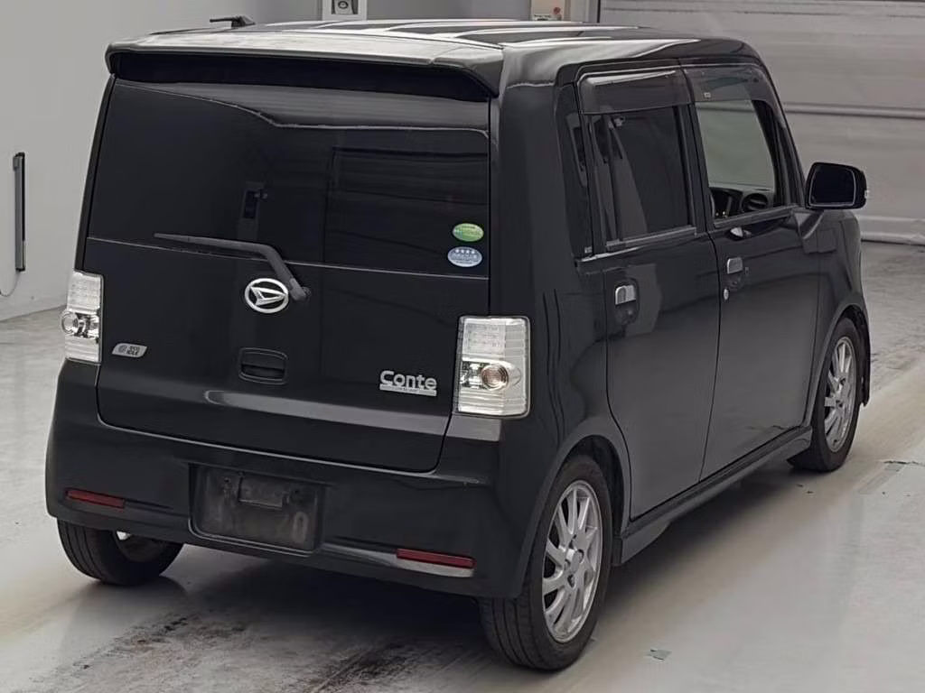DAIHATSU MOVE CONTE