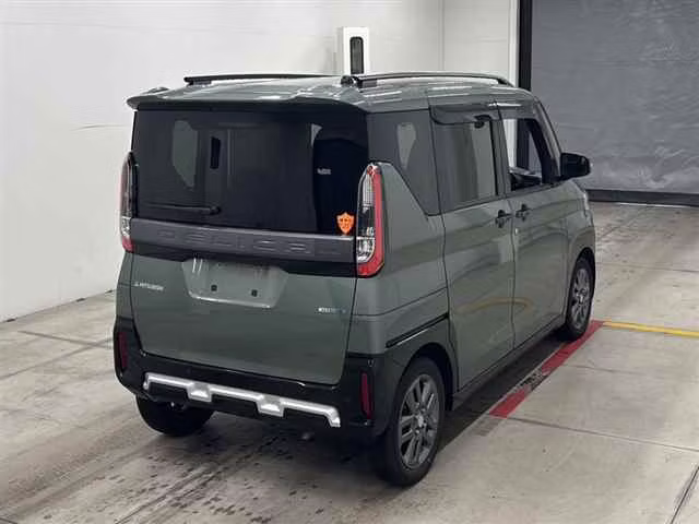 MITSUBISHI DELICA MINI