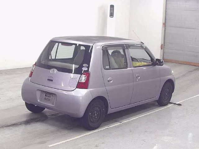 DAIHATSU ESSE