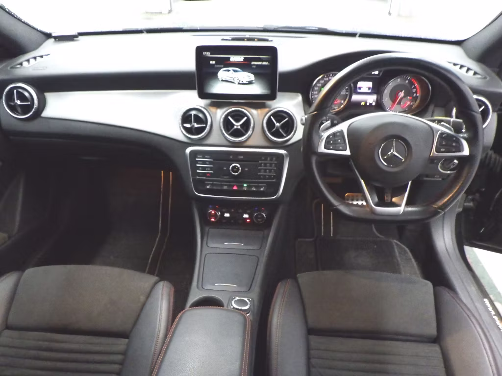 MERCEDES-BENZ CLA-CLASS
