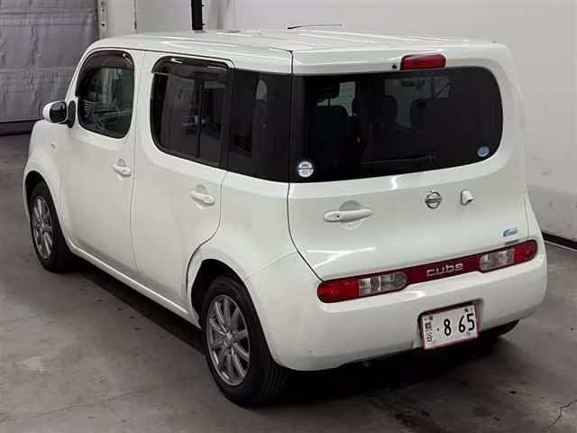 NISSAN CUBE