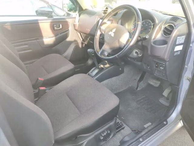 MITSUBISHI PAJERO MINI