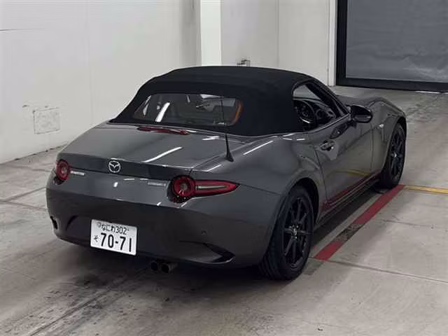 MAZDA ROADSTER