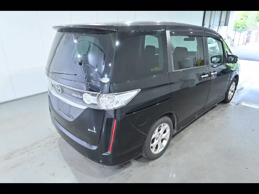 MAZDA BIANTE