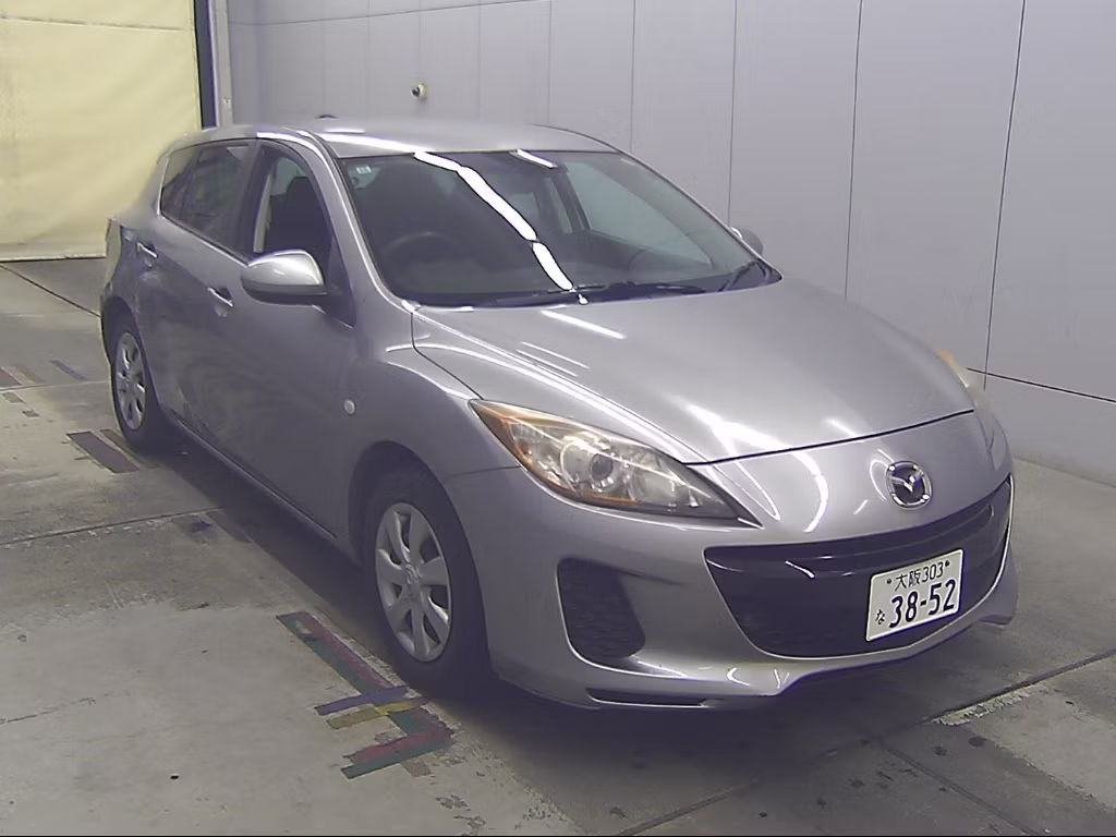 MAZDA AXELA