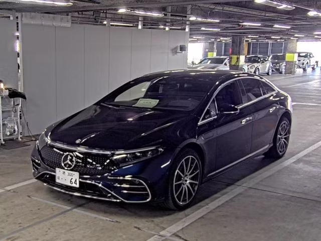 MERCEDES-BENZ EQS