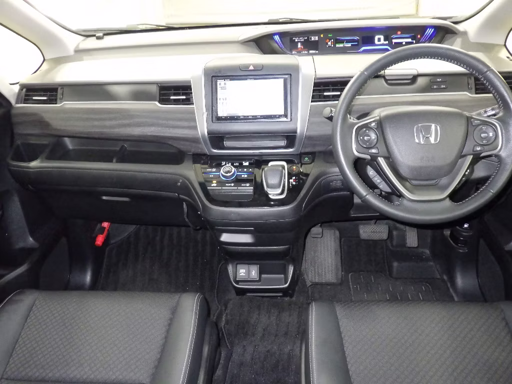 HONDA FREED+