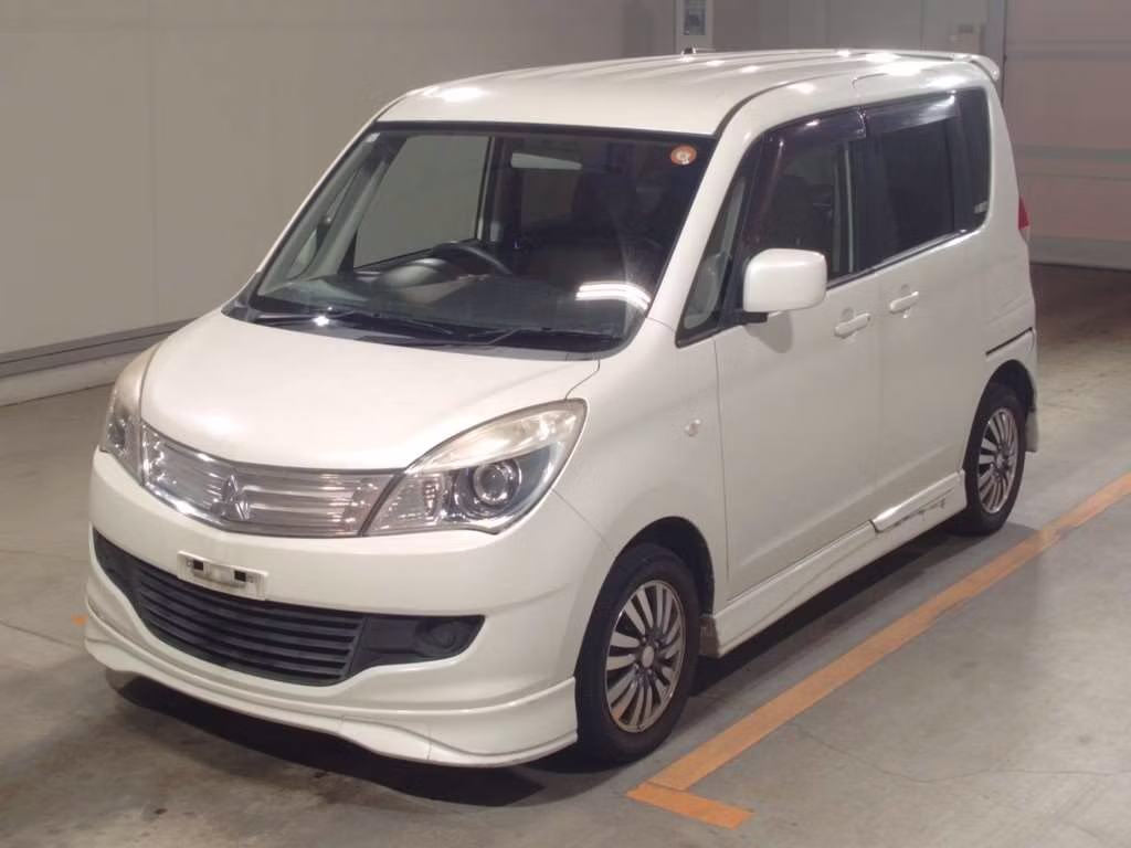 MITSUBISHI DELICA D:2