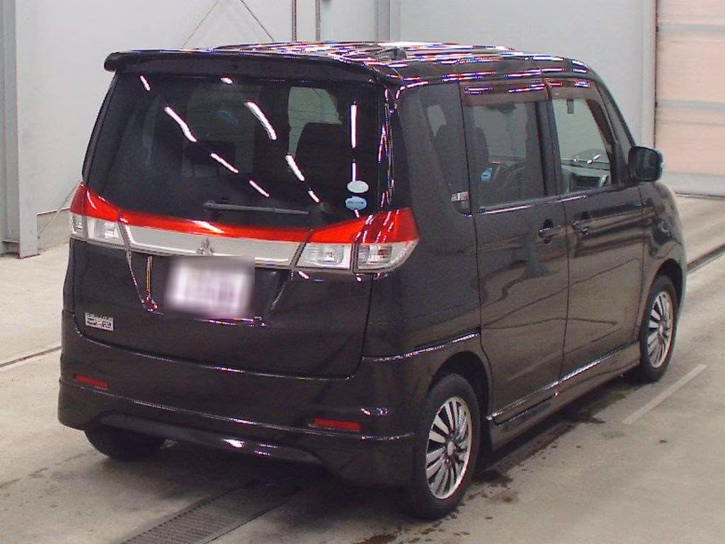 MITSUBISHI DELICA D:2