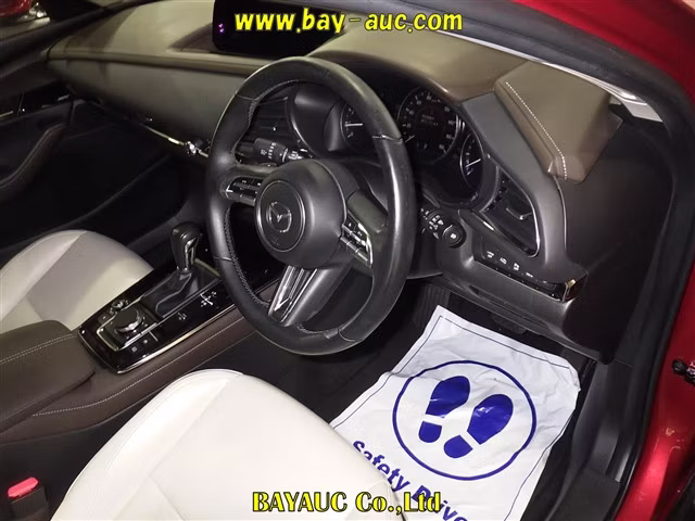 MAZDA CX-30