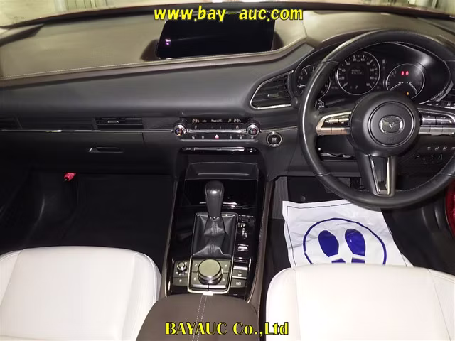 MAZDA CX-30