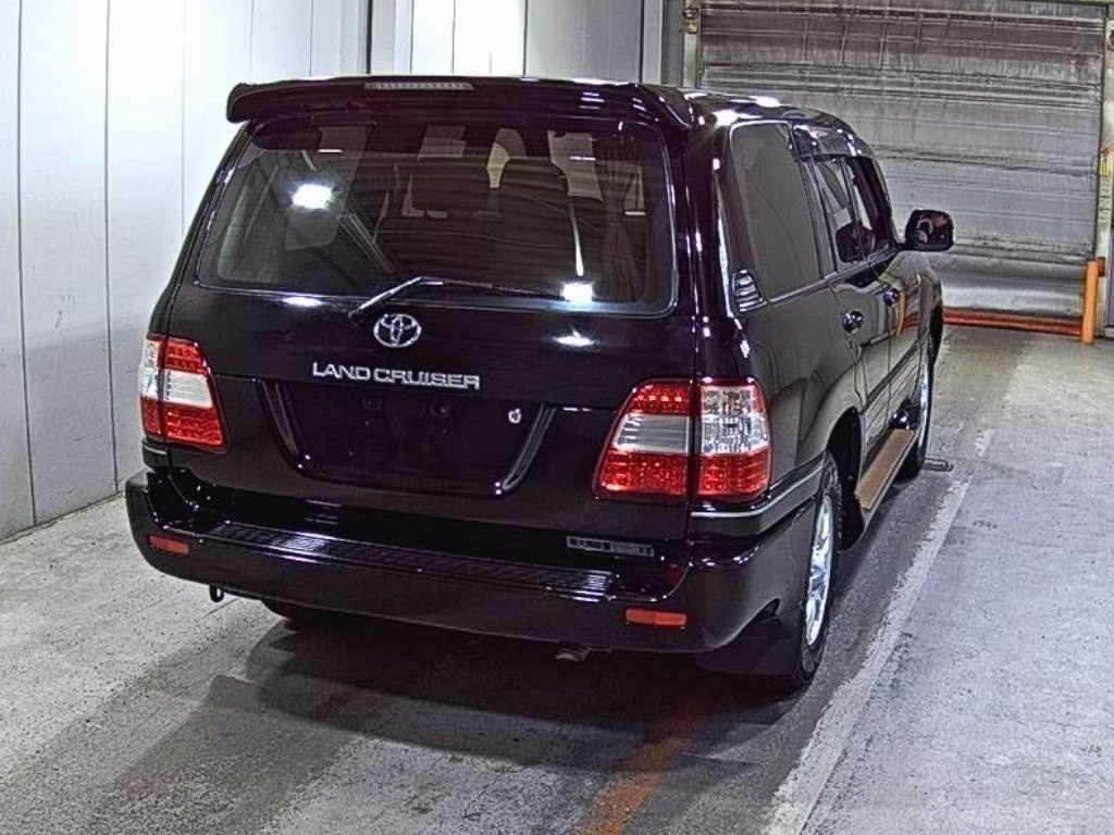 TOYOTA LAND CRUISER