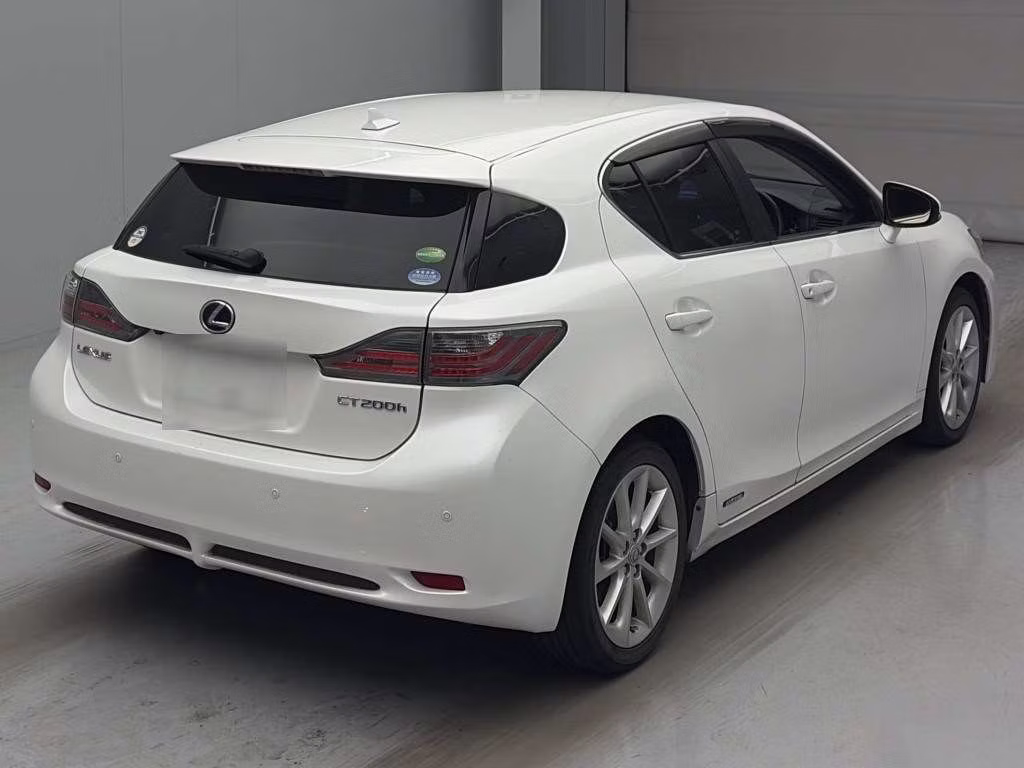 LEXUS CT200H