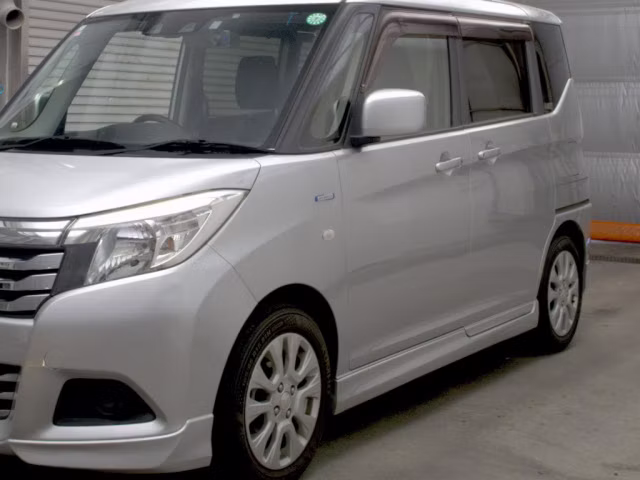 MITSUBISHI DELICA D:2