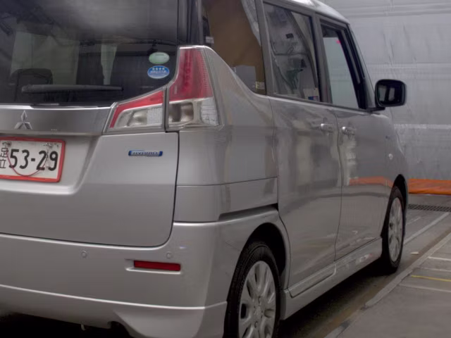 MITSUBISHI DELICA D:2