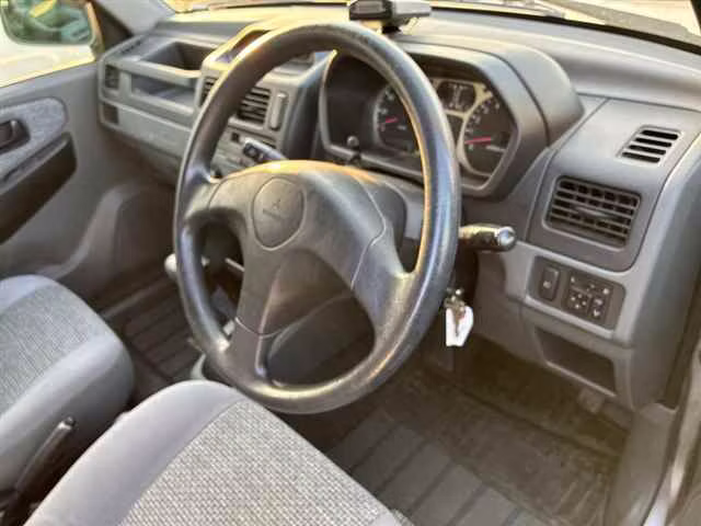 MITSUBISHI PAJERO MINI