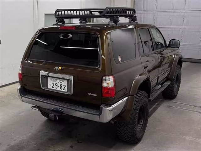 TOYOTA HILUX SURF