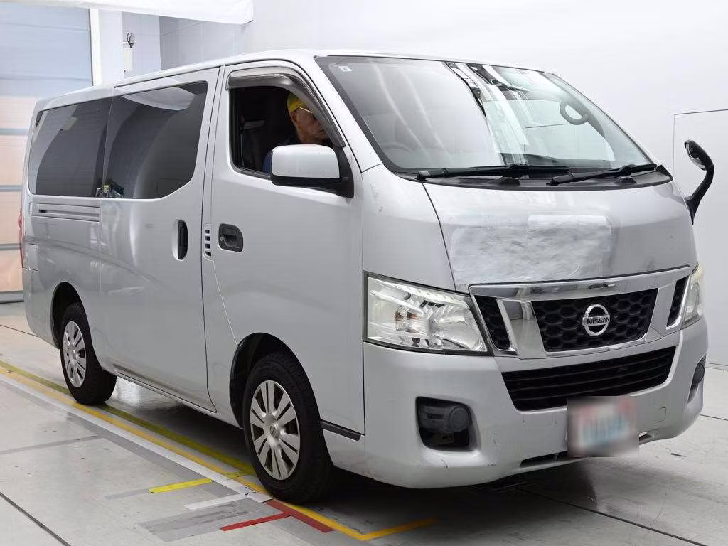 NISSAN NV350 CARAVAN