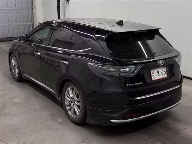 TOYOTA HARRIER