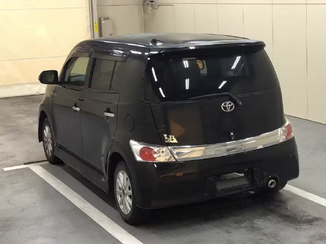 TOYOTA BB