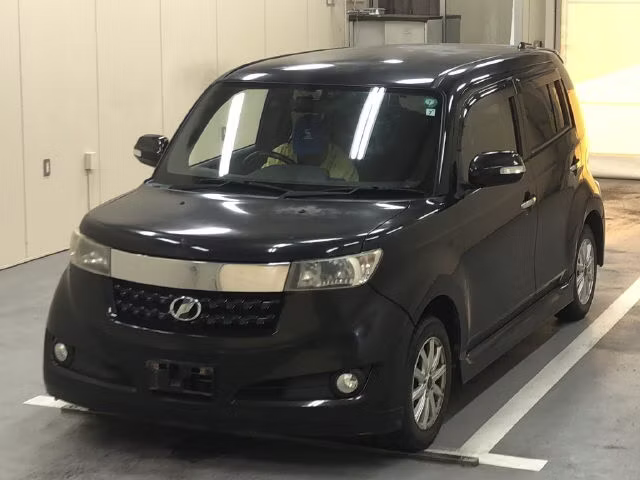 TOYOTA BB