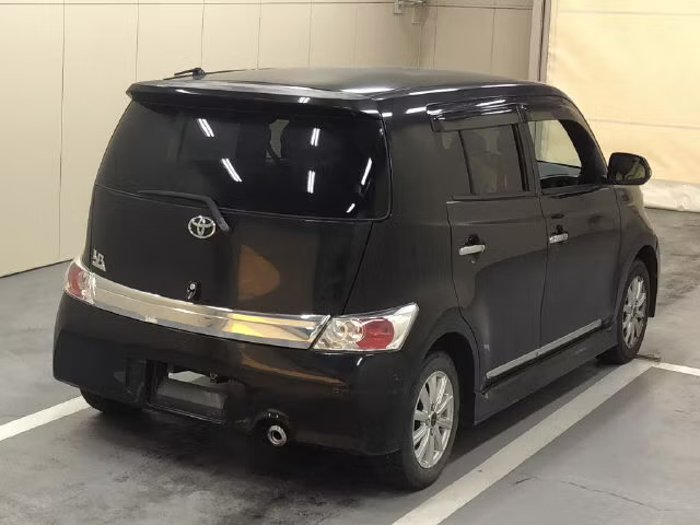 TOYOTA BB