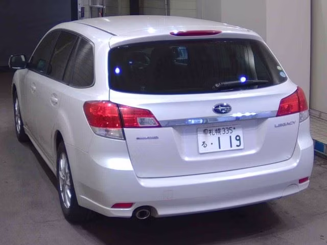 SUBARU LEGACY