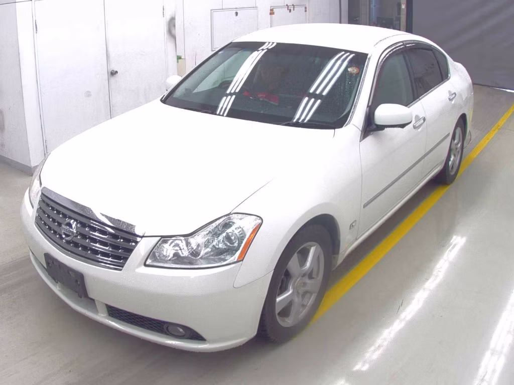 NISSAN FUGA