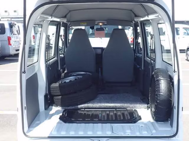 MITSUBISHI MINICAB MIEV