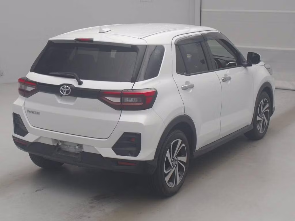 TOYOTA RAIZE