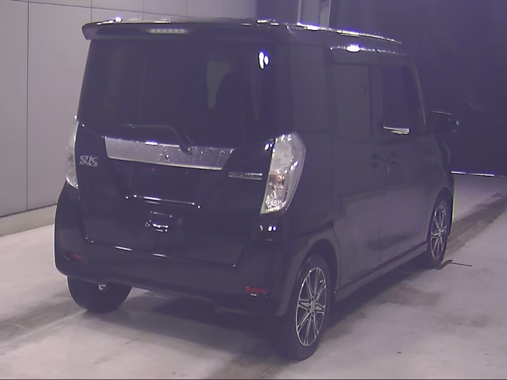 MITSUBISHI EK SPACE