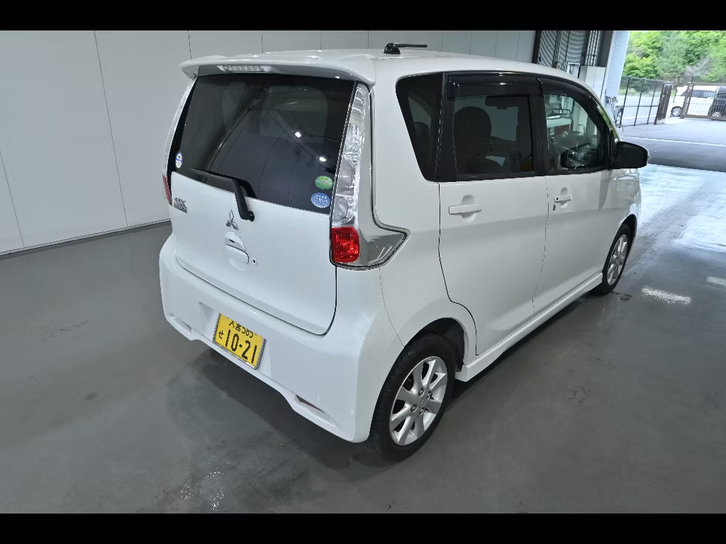 MITSUBISHI EK CUSTOM